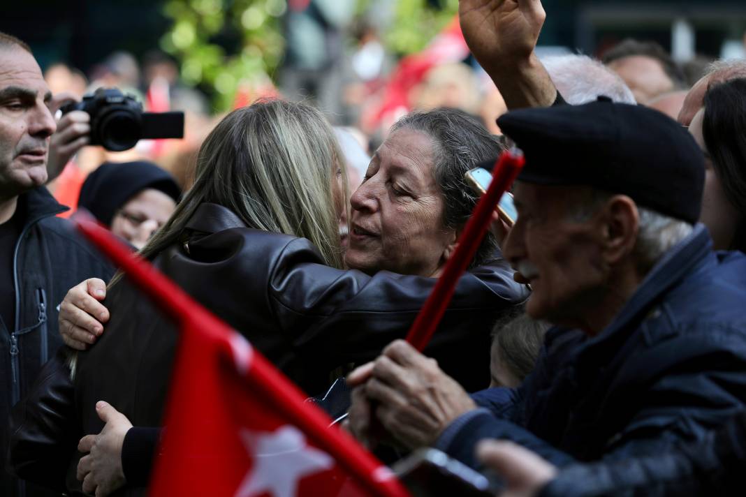İmamoğlu'nun Ortahisar Ziyaretine, Trabzonlular Sel Oldu Aktı! İşte Halkın Coşkulu Karşılaması 27